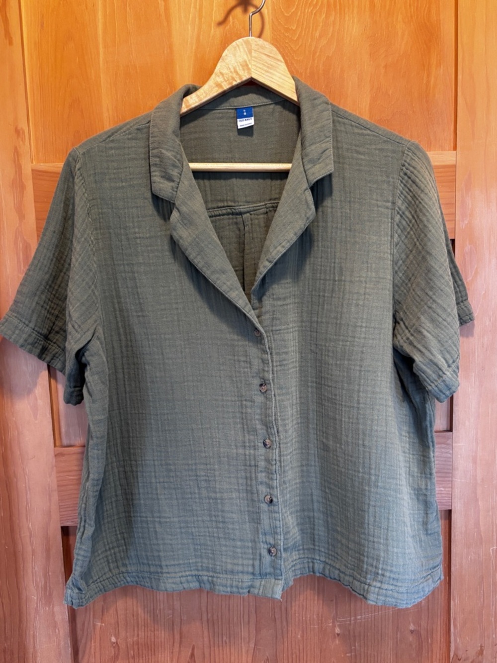 🌺🌺🌺3/25 Old Navy Boho Olive Green Cotton Gauze Button-Up Top